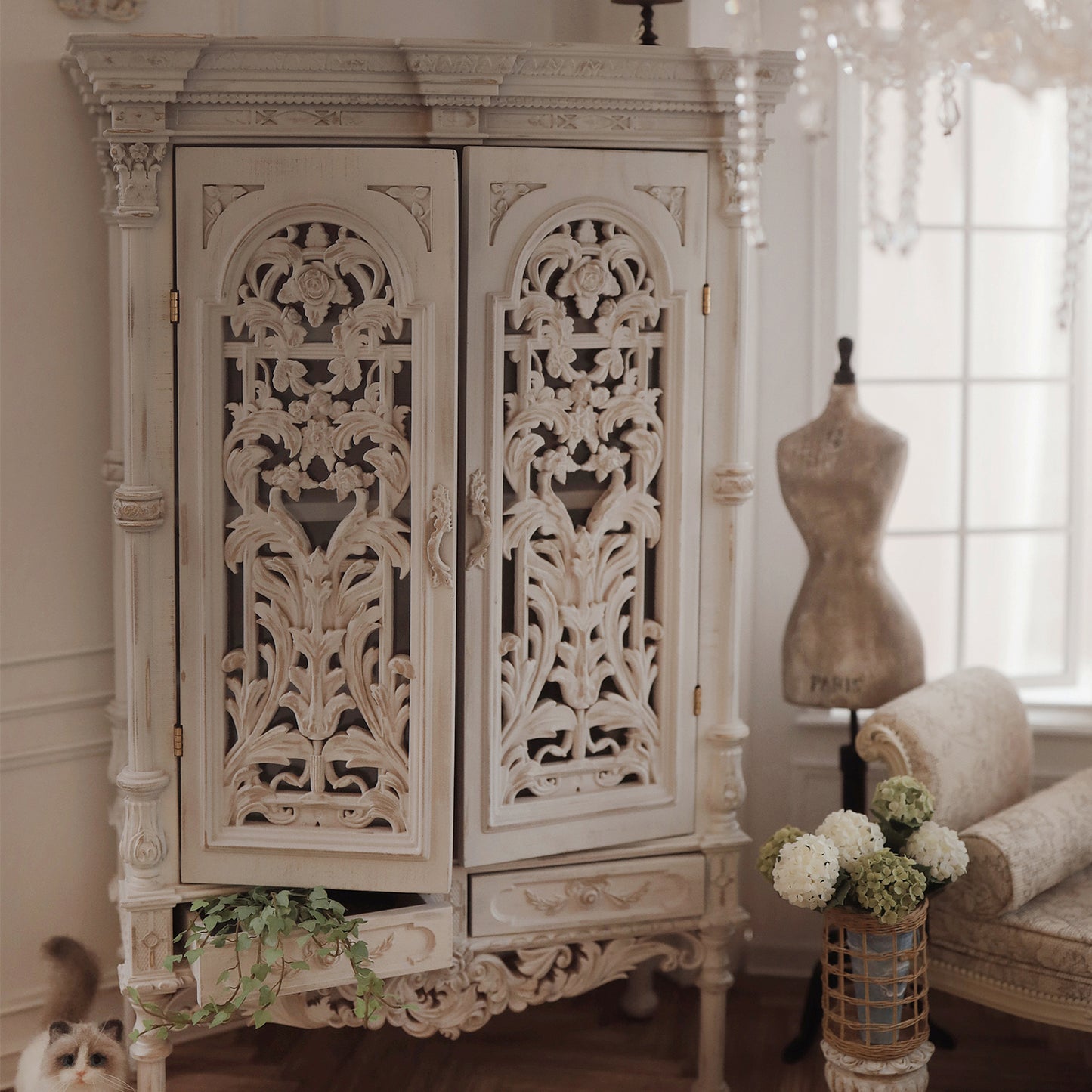 Miniento 1/6 scale scroll pattern cabinet Dollhouse Furnitures