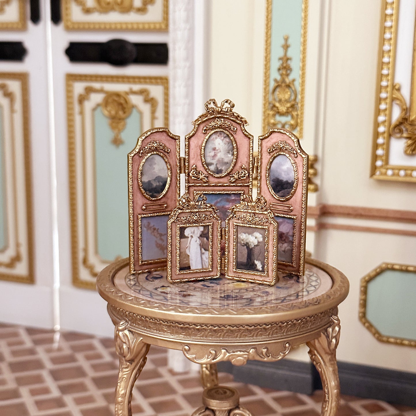 Miniento 1/6 Scale Vintage Folding Screen Photo Frame Dollhouse Ornaments